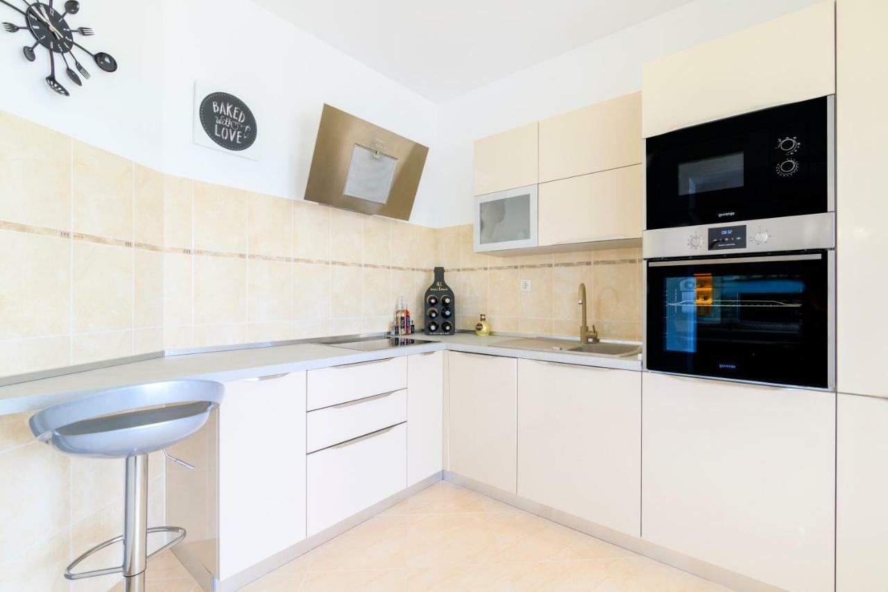 Svetvinčenat Holiday Home Natasha מראה חיצוני תמונה